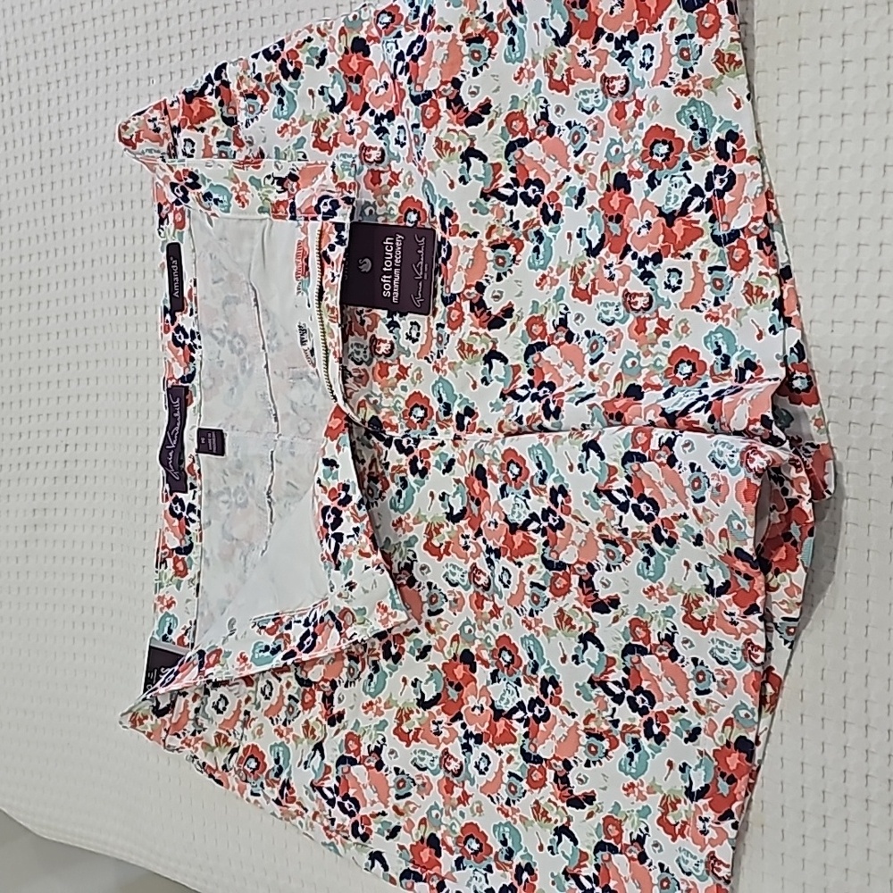 Gloria Vanderbilt Amanda Short Floral Print Jean Shorts Size 16 NWT - Picture 5 of 11